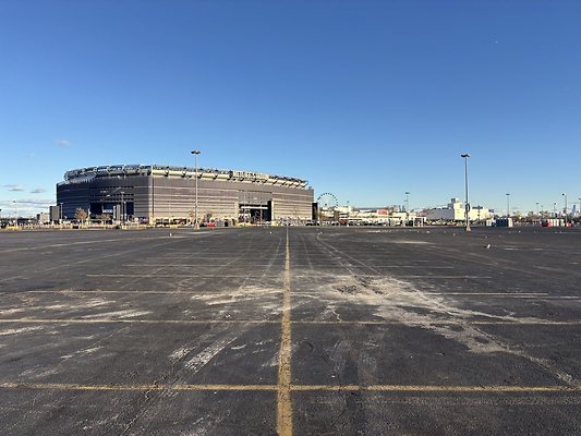 Met Life Parking Lot